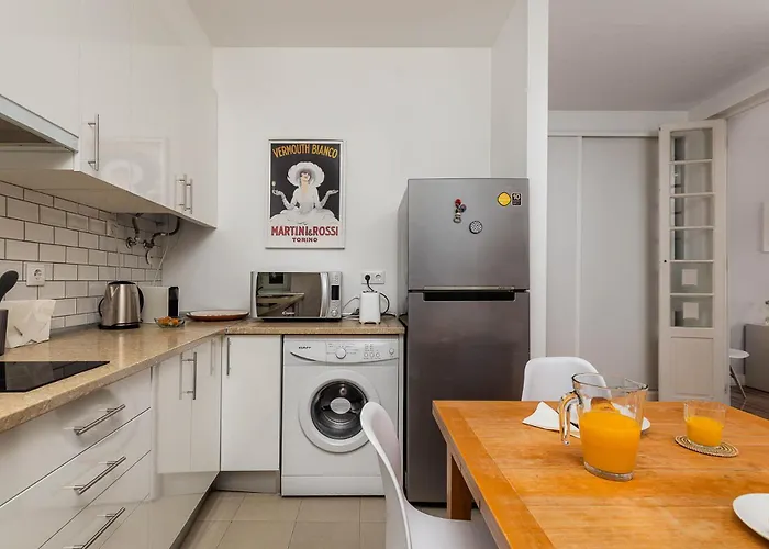 Vintage-chic In The Center, Chiado Lejlighed *