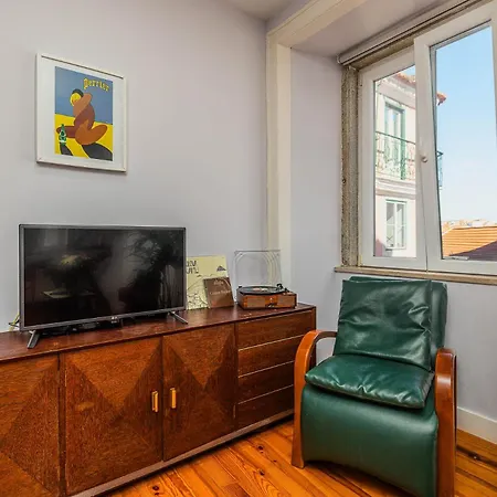 Vintage-chic In The Center, Chiado דירה